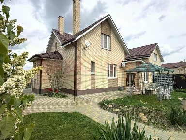 Продается 2-этажный дом, 125 м²