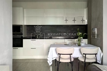 Продается 2-комн. квартира, 63,6 м²