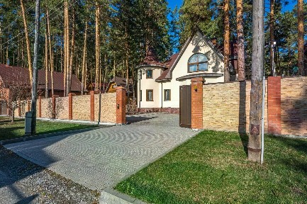 Продается 2-этажный коттедж, 261,9 м²