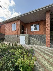 Продается 2-этажный дом, 162 м²