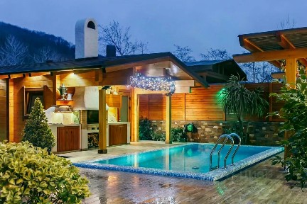 Продается 2-этажный дом, 260 м²