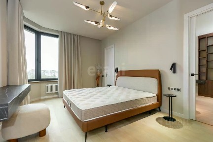 Продается 3-комн. квартира, 129,2 м²