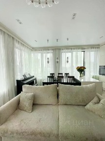 Продаются 1-комн. апартаменты, 61,3 м²