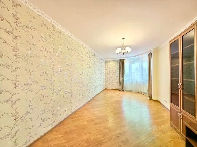 Продается 2-комн. квартира, 83 м²