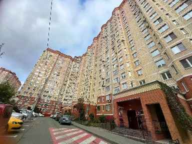 Продается 3-комн. квартира, 90 м²