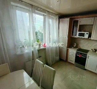 Продается 2-комн. квартира, 58,4 м²
