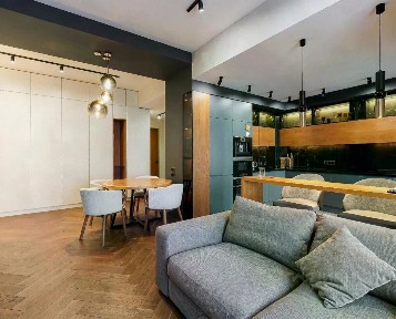 Продаются 3-комн. апартаменты, 80 м²