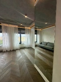 Продаются 2-комн. апартаменты, 65 м²