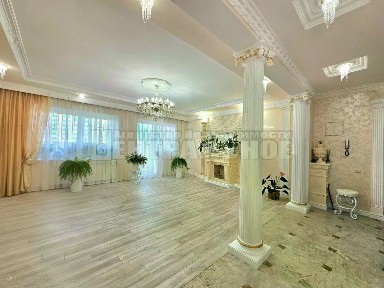 Продается 3-комн. квартира, 125,5 м²