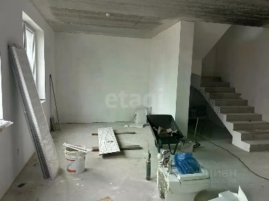 Продается 4-комн. квартира, 123 м²