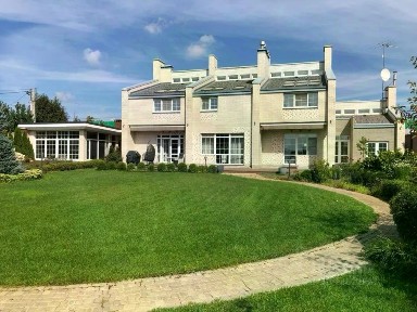 Сдается 2-этажный коттедж, 450 м²
