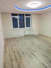 Красноярский край, Красноярск, р-н Советский, мкр. Северный, ул. Авиаторов, 42