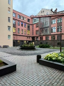 Продается 2-комн. квартира, 82,6 м²