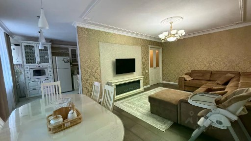 Продается 3-комн. квартира, 120 м²