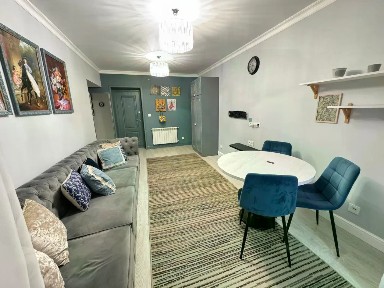 Продается 2-комн. квартира, 70 м²