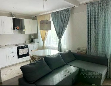 Продается 1-комн. квартира, 43 м²