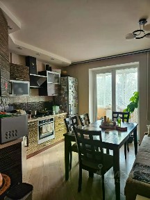 Продается 2-комн. квартира, 62,6 м²