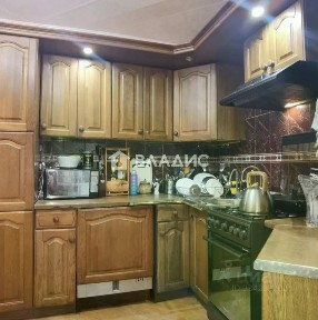 Продается 4-комн. квартира, 109 м²