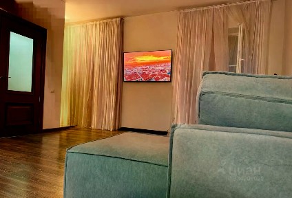 Сдается 3-этажный дом, 146 м²