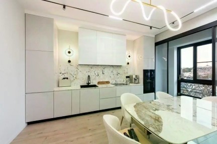 Продаются 3-комн. апартаменты, 92,7 м²