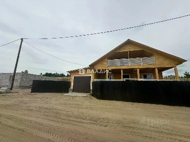Продается 2-этажный дом, 220 м²