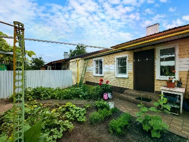 Продается 50% часть дома, 62,1 м²