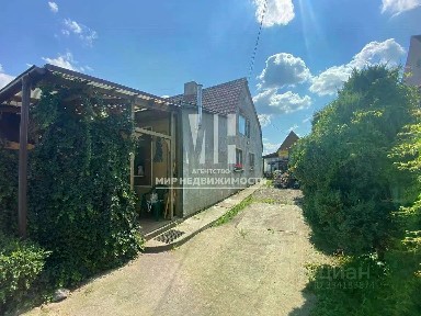 Продается 2-этажный дом, 190 м²
