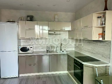 Продается 3-комн. квартира, 66,7 м²