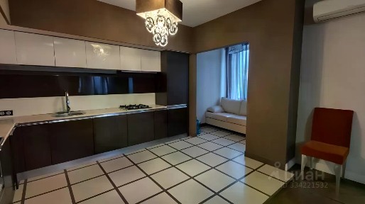 Продается 3-комн. квартира, 147 м²