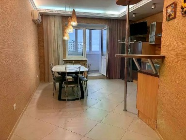 Продается 4-комн. квартира, 138,6 м²