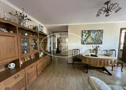 Продается 3-комн. квартира, 53 м²