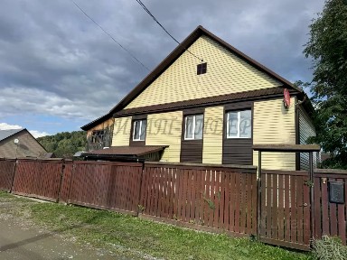 Продается 2-этажный дом, 161 м²
