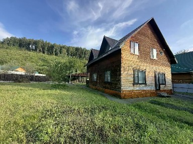 Продается 2-этажный дом, 160 м²