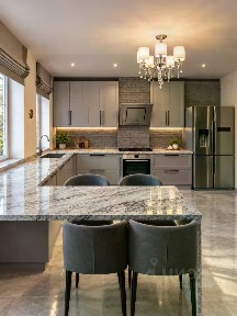 Продается 3-этажный таунхаус, 185 м²