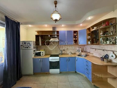 Продается 2-комн. квартира, 67,2 м²