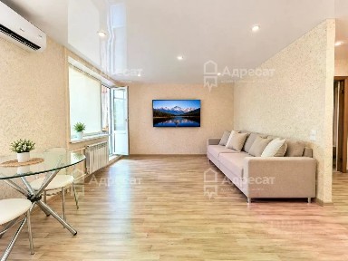 Продается 2-комн. квартира, 44 м²