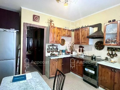 Продается 3-комн. квартира, 70,4 м²