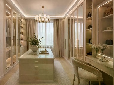 Сдается 4-комн. квартира, 200 м²