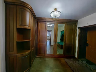 Продается 3-комн. квартира, 102 м²