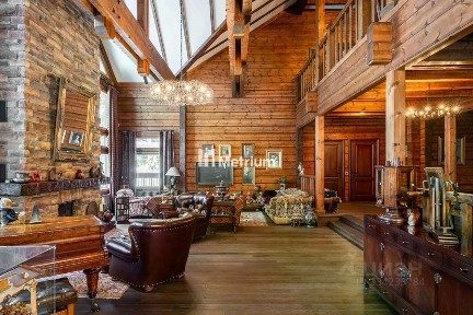 Продается 2-этажный коттедж, 600 м²