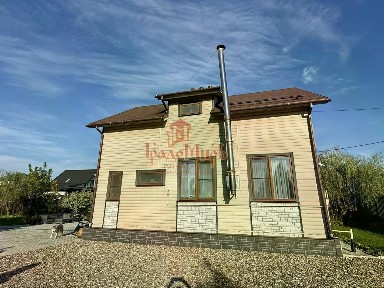 Продается 2-этажный дом, 104 м²