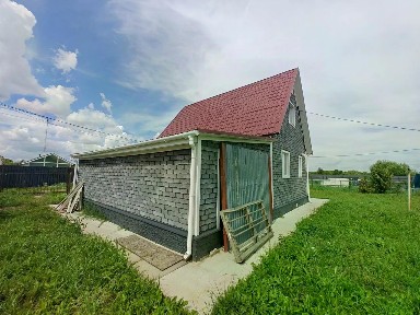 Продается 2-этажный дом, 120 м²