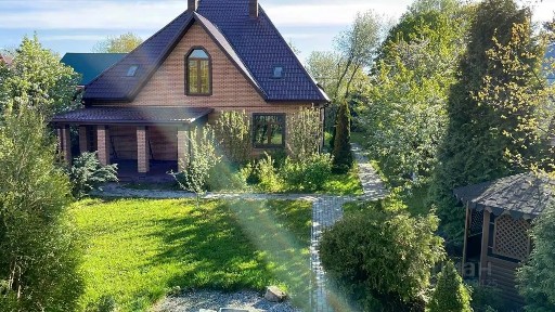 Продается 2-этажный дом, 288,2 м²