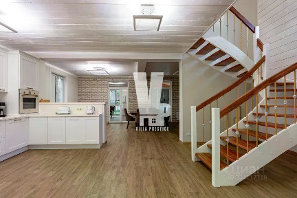 Продается 2-этажный коттедж, 220 м²