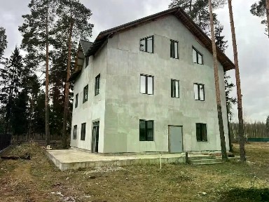 Продается 3-этажный дом, 458,5 м²