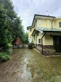 Продается 2-этажный коттедж, 392 м²