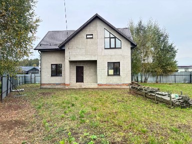 Продается 2-этажный дом, 165 м²