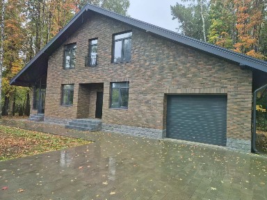 Продается 2-этажный коттедж, 260 м²