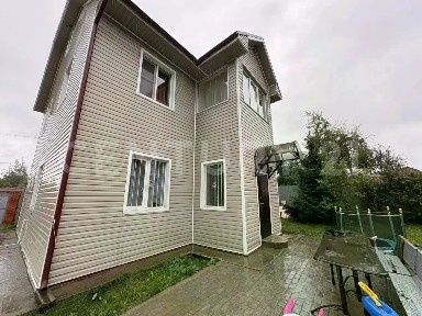Продается 3-этажный дом, 181,2 м²