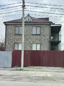 Продается 4-этажный дом, 365 м²